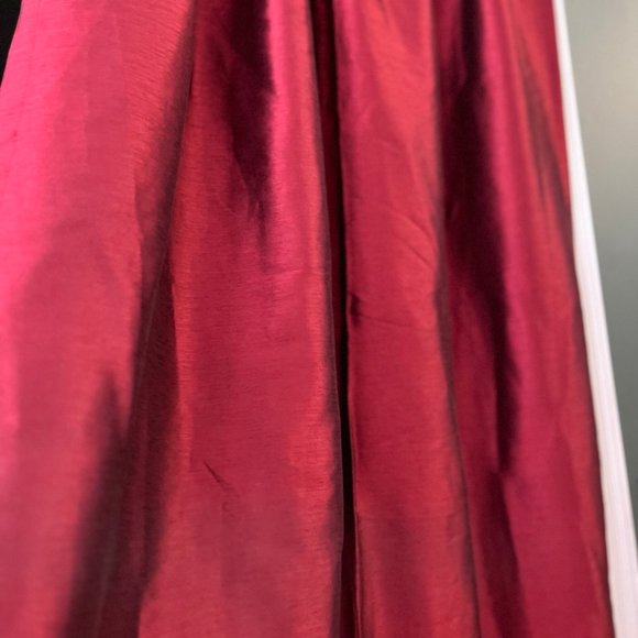 Peri Spellbound 84" Lined Window Curtains - Crimson Red - Set of 3 - Picture 4 of 6